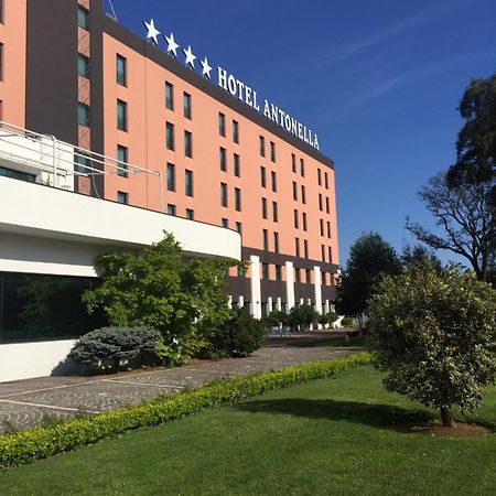 Shg Hotel Antonella Pomezia Luaran gambar
