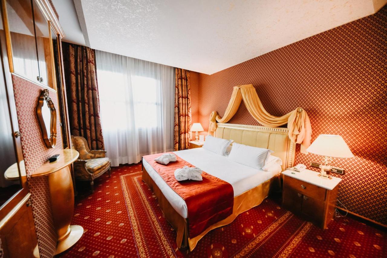 Shg Hotel Antonella Pomezia Luaran gambar