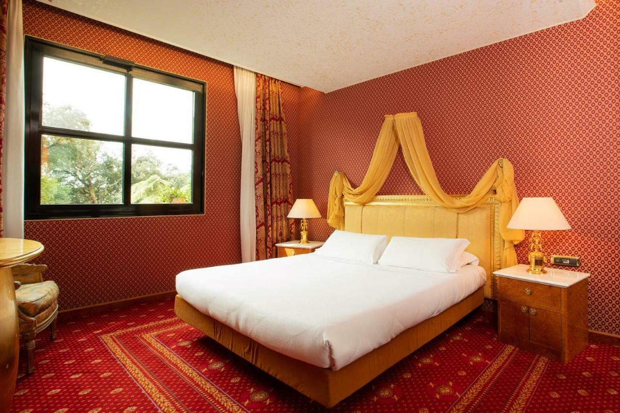 Shg Hotel Antonella Pomezia Luaran gambar